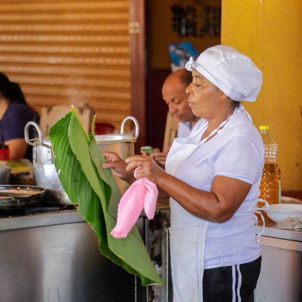 Mujeres tejedoras