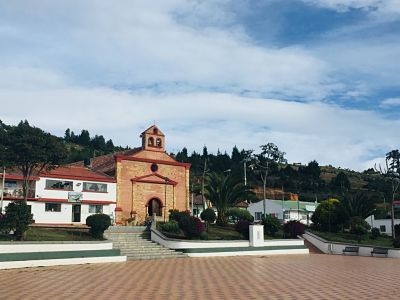 Iglesia de Chivatá.jpg